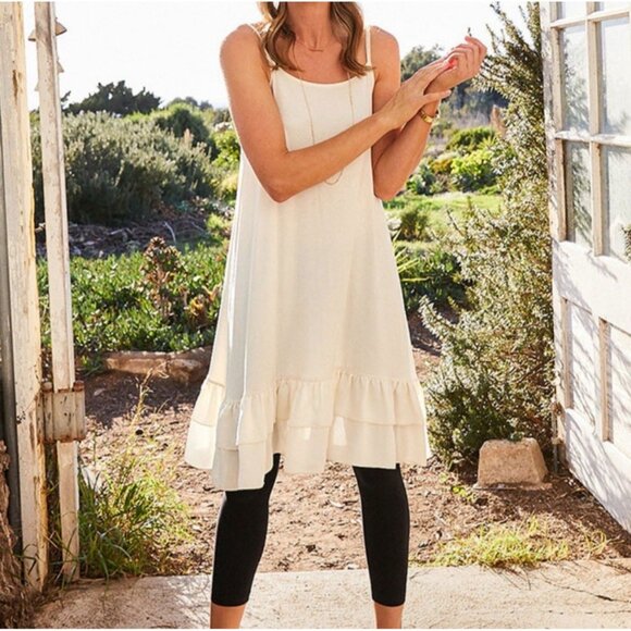 Matilda Jane Oh So Fine Slip Dress Extender Sz Medium Ivory Ruffle Hem Boho - Picture 1 of 3